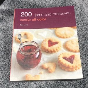 Cookbook 200 Jams & Preserves by Sara Lewis